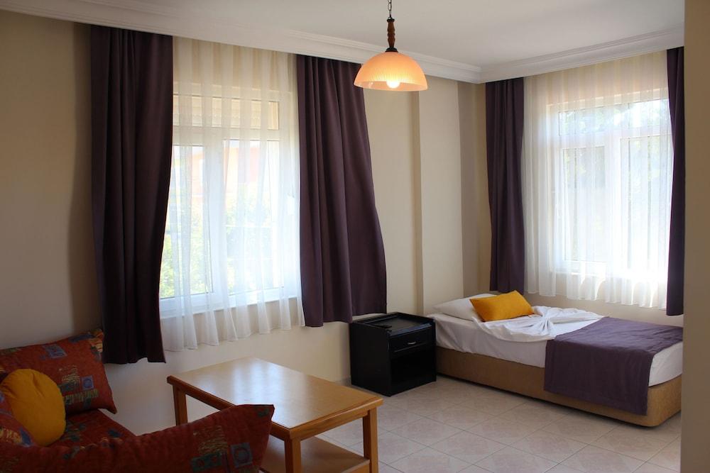 Victoria Princess Aparthotel